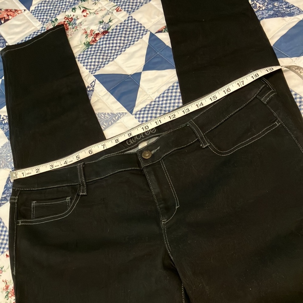 Decree Skinny Jeans - Picture 5 of 7